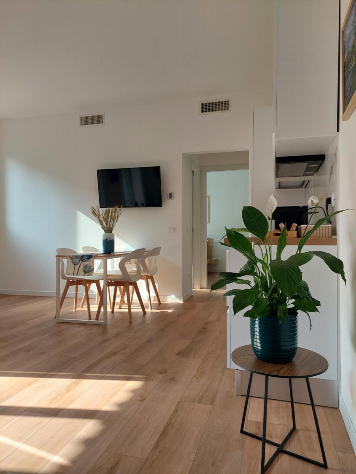 Casa Mappamondo Lecco Eksteriør bilde